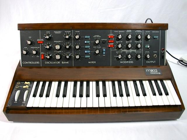 MOOG MUSIC MINIMOOG MODEL D (1973) - Image 2