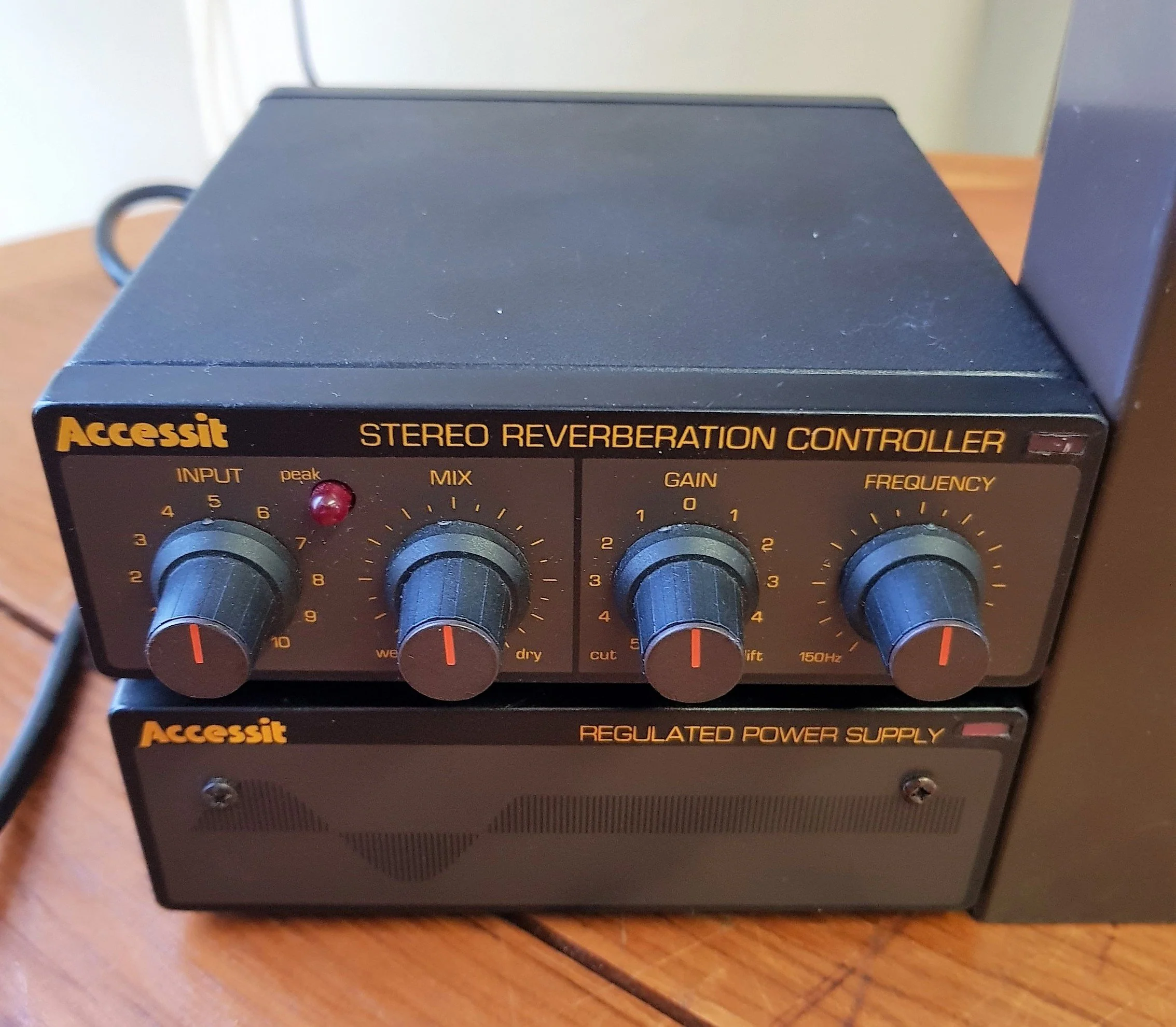 Bandive Accessit Stereo Spring Reverb - Image 2