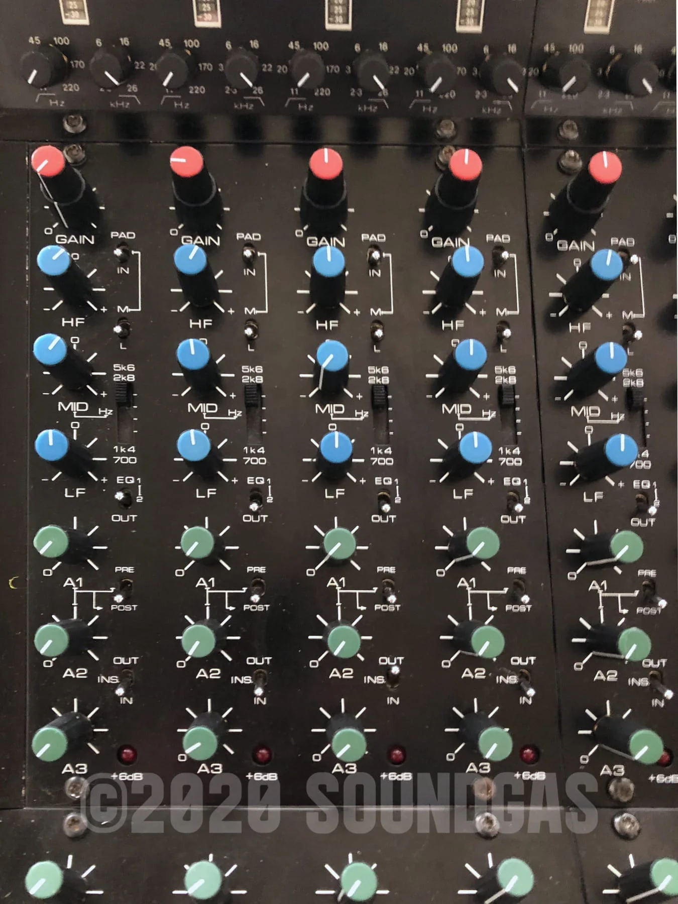 Chilton QM3 - 24-8-2 Mixing console - ex-BBC - Image 6