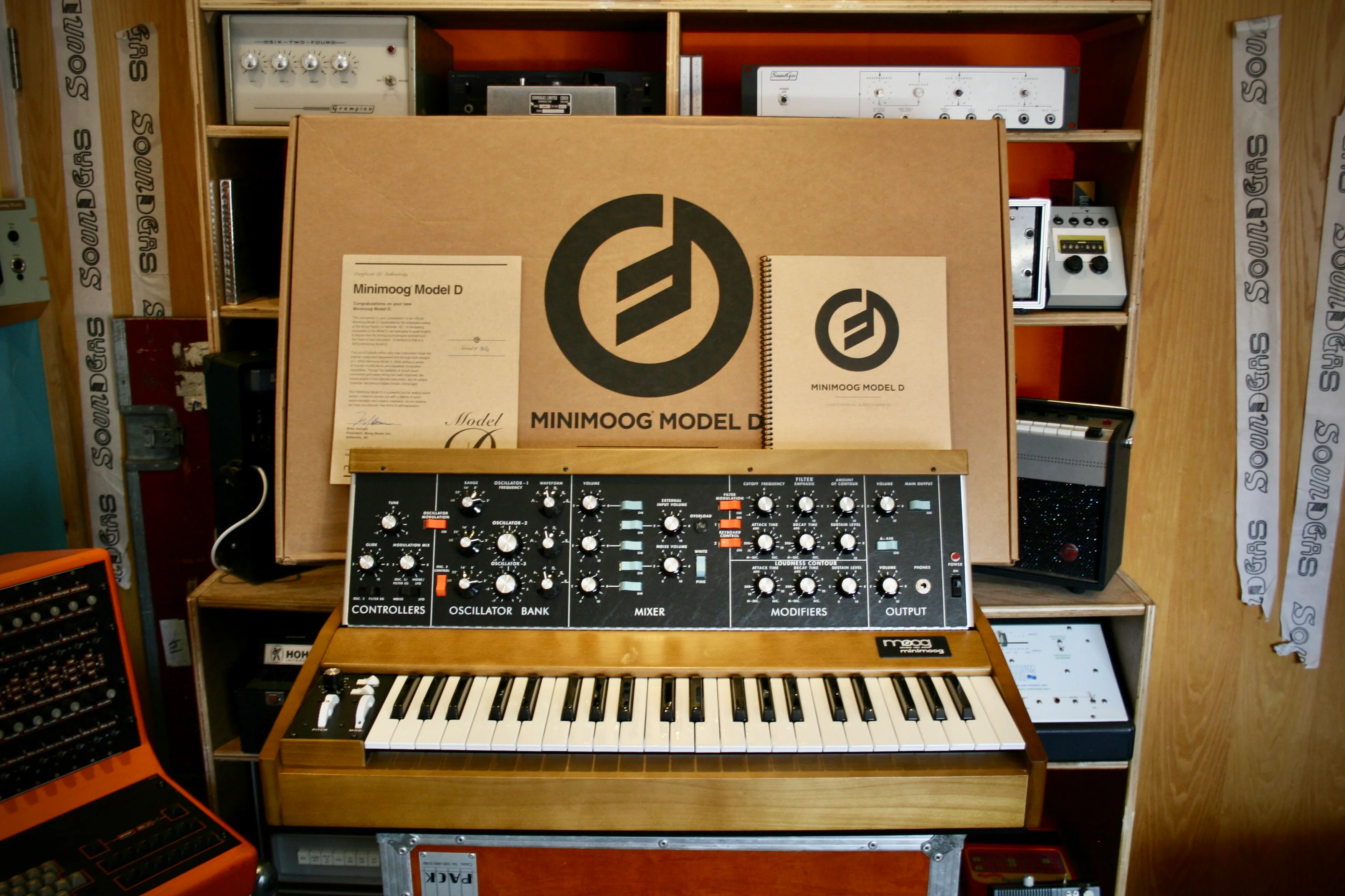 Moog MiniMoog Model D 2016 - Image 5