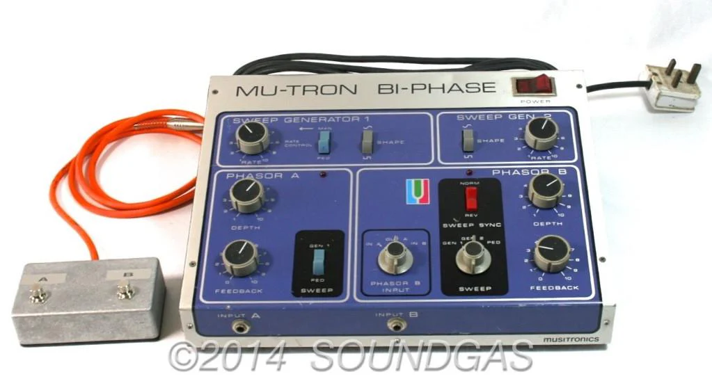 MUSITRONICS MU-TRON BIPHASE & CUSTOM FOOTSWITCH - Image 4