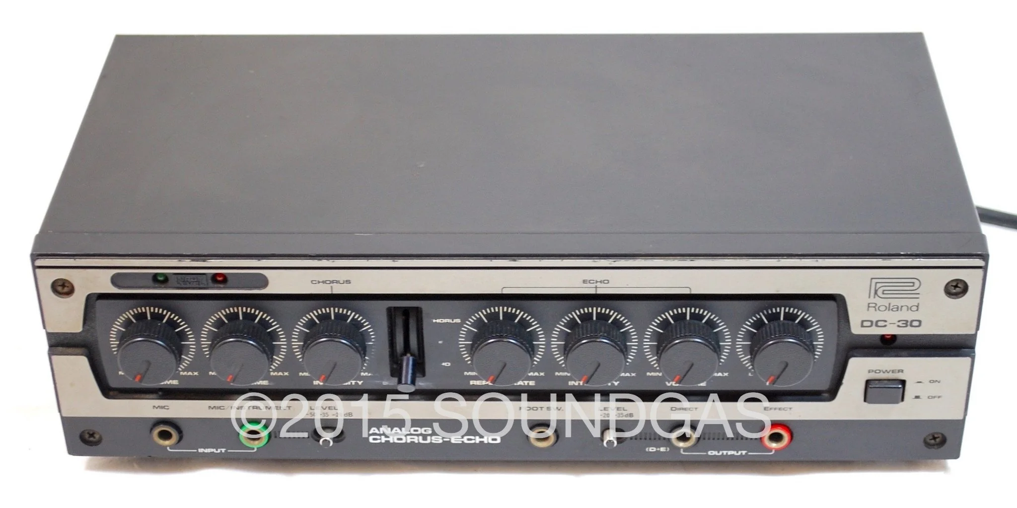 ROLAND DC-30 CHORUS ECHO 120v - Image 2