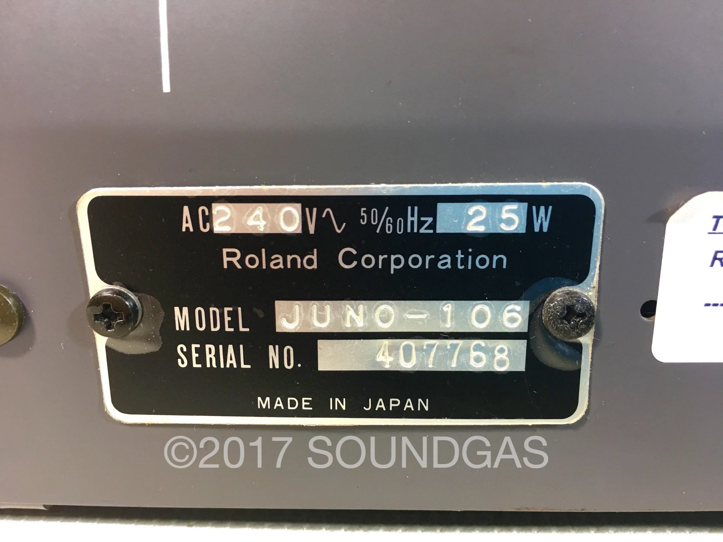 Roland Juno-106 240v - Image 8