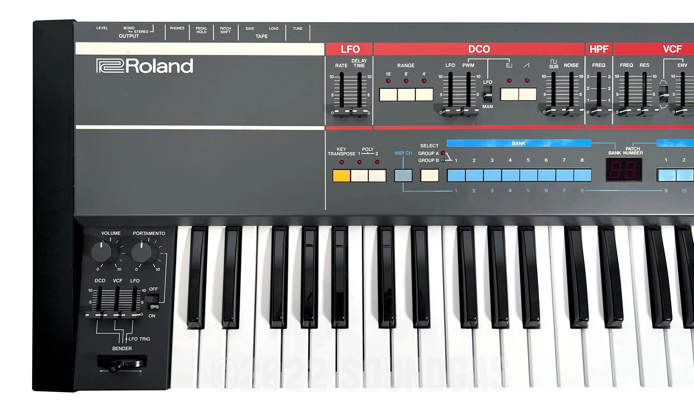 Roland Juno-106 - Image 4