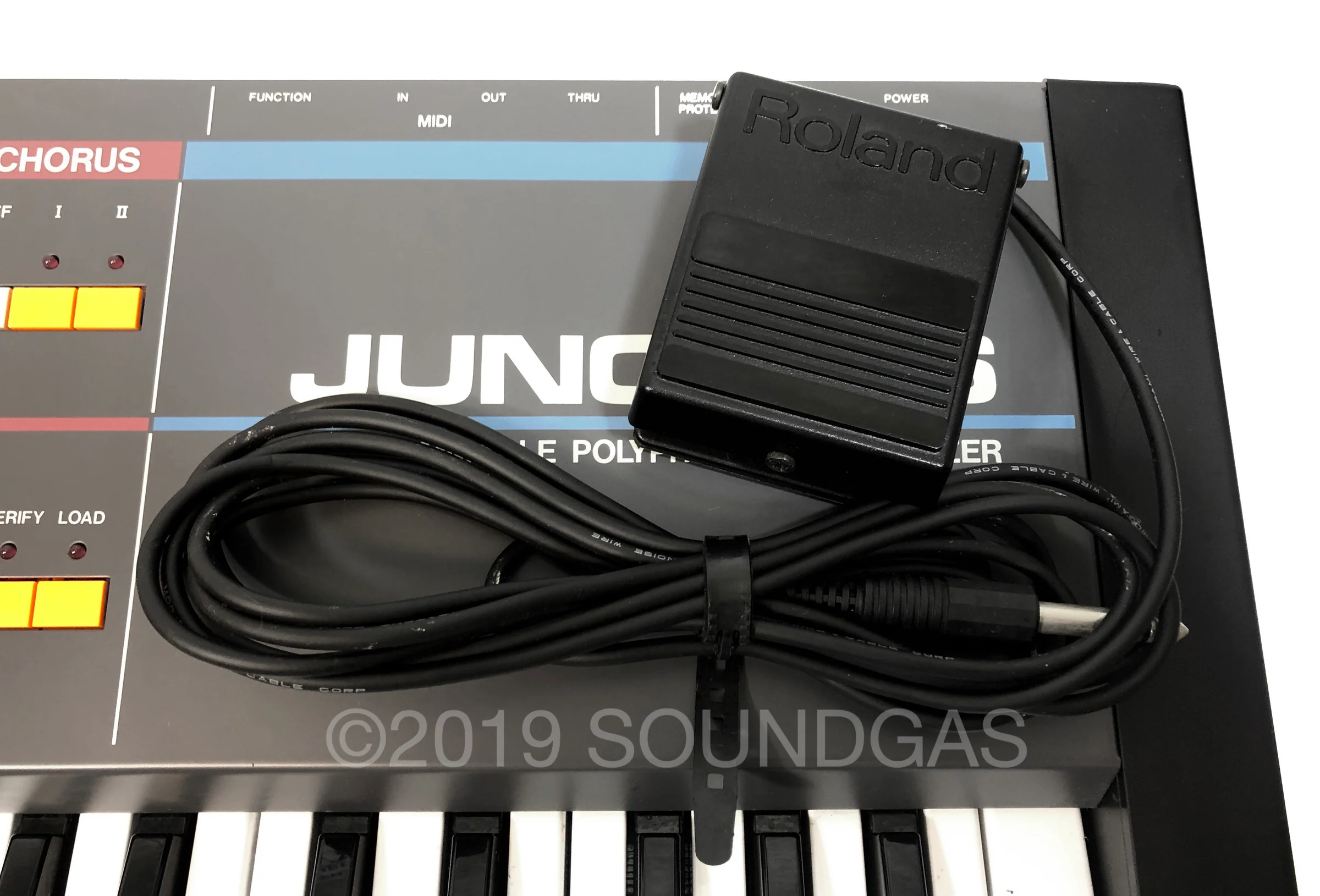 Roland Juno-106 *Near Mint* - Image 12