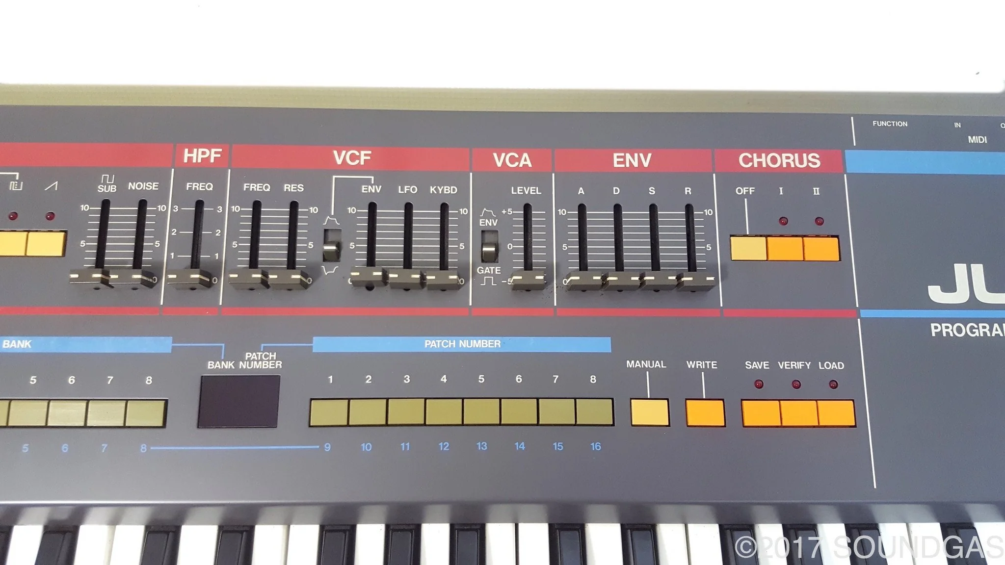 Roland Juno 106 - Image 11