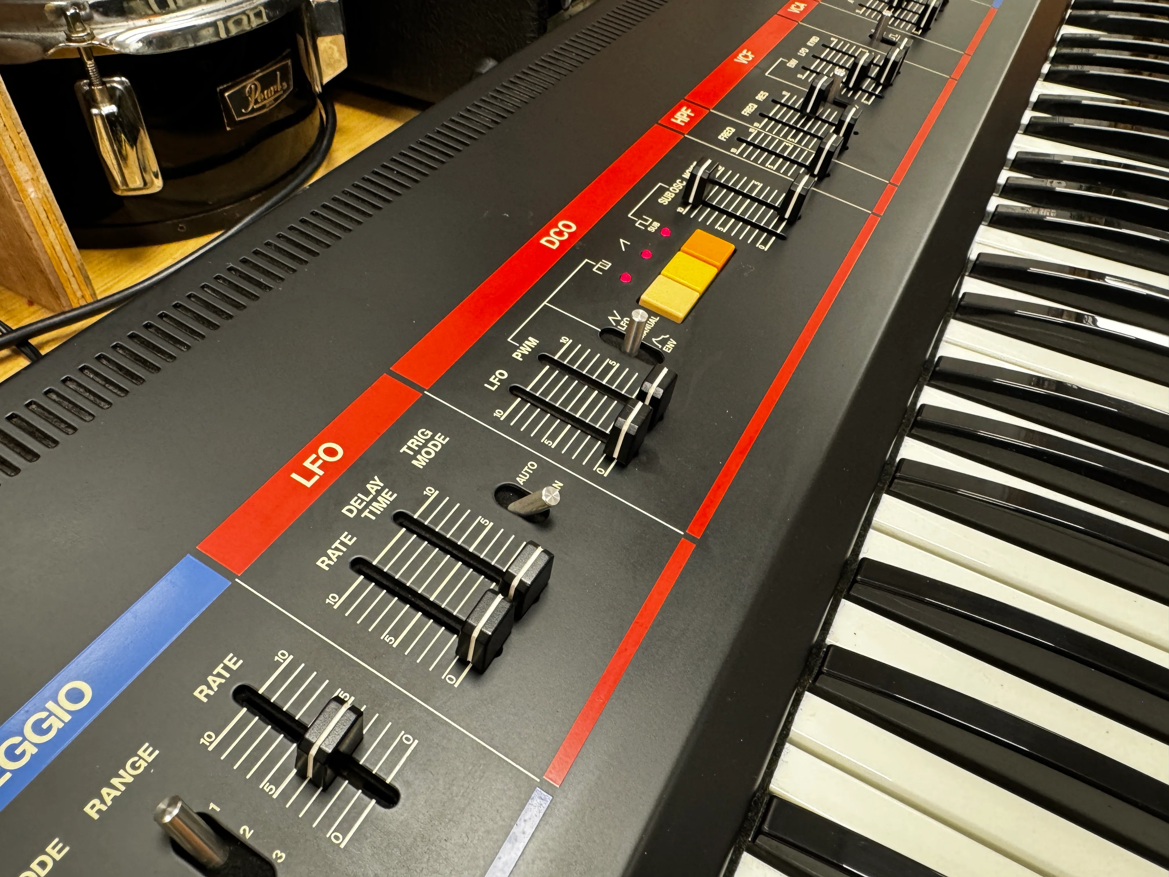 Roland Juno-6 near mint - SN 140191 - Image 11