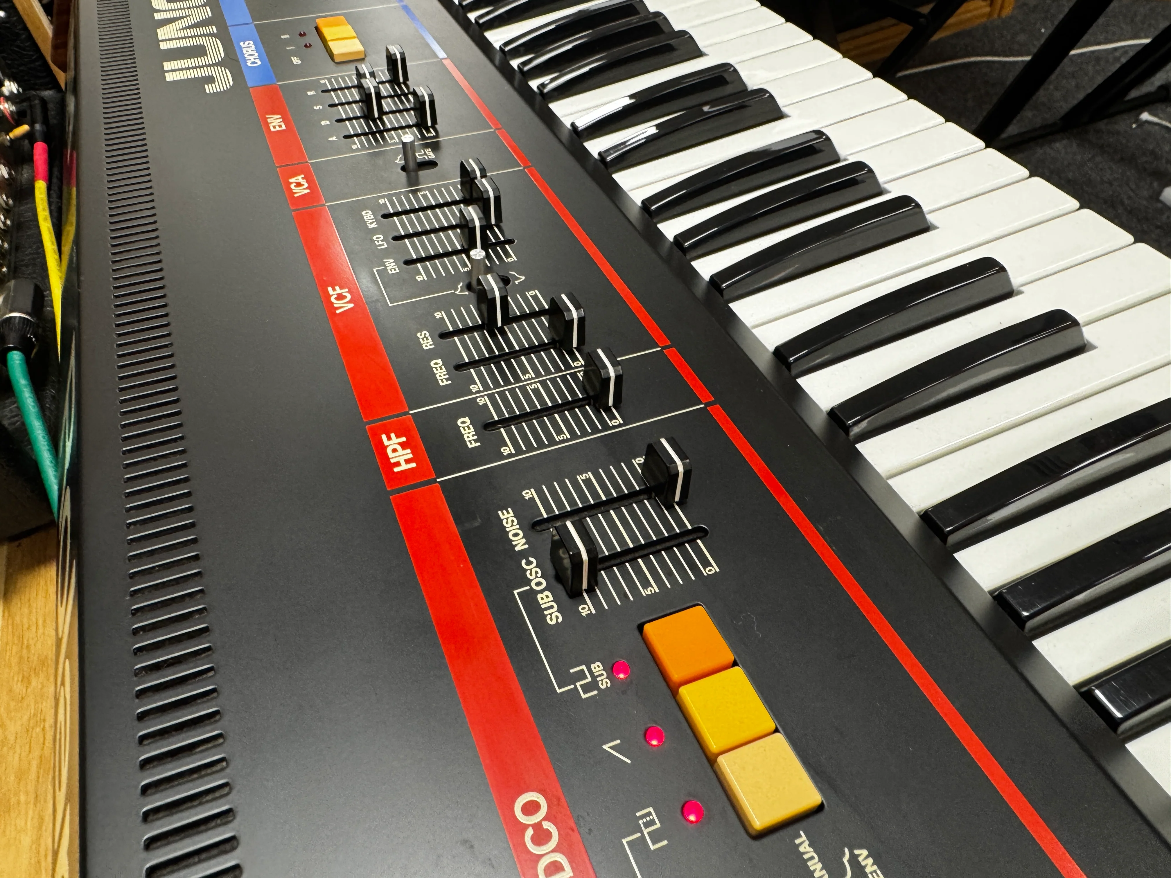 Roland Juno-6 near mint - SN 140191 - Image 15