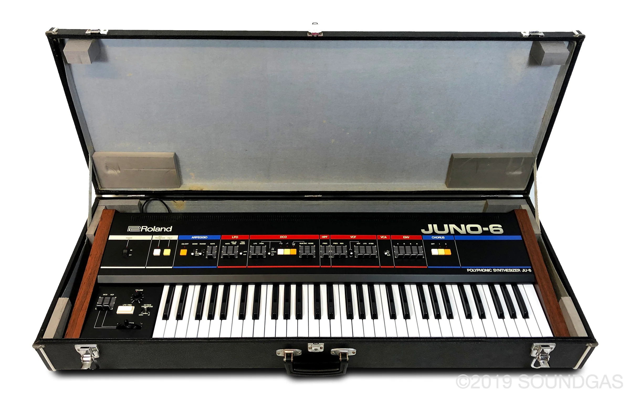 Roland Juno-6 - Image 13