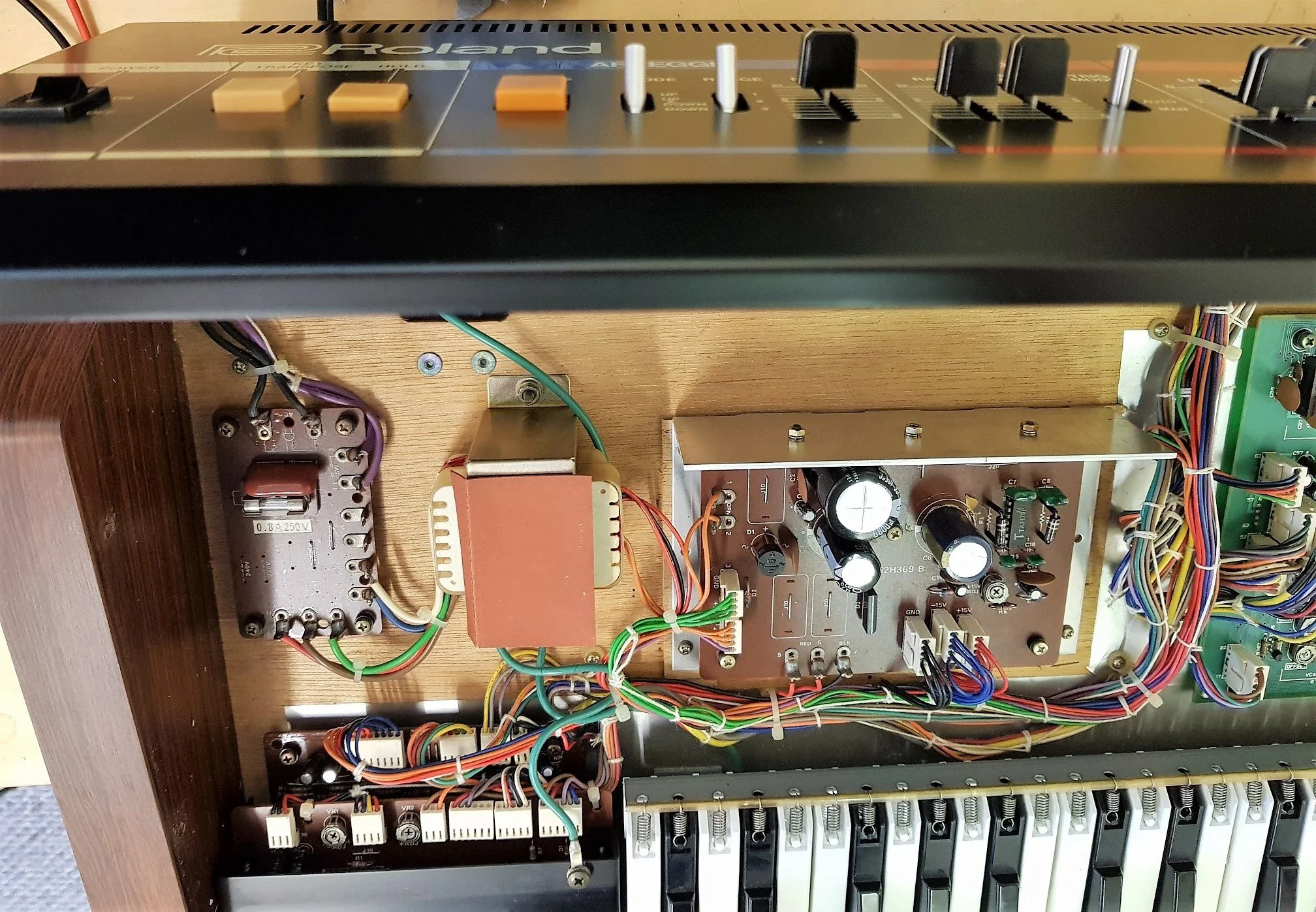 Roland Juno-60 - Near Mint! - Image 17