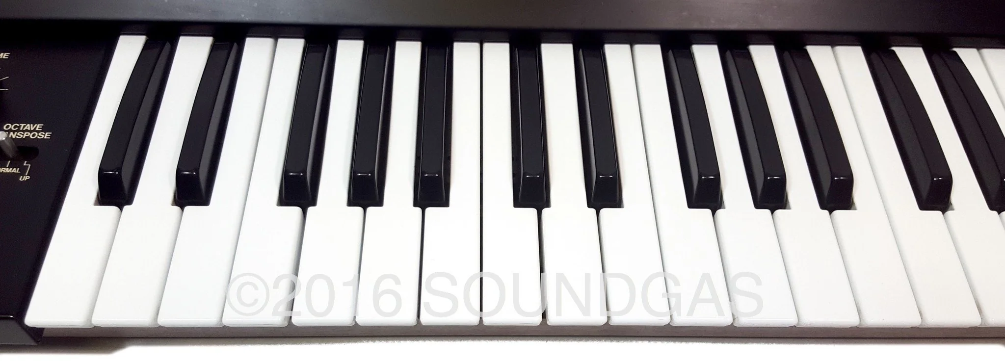 Roland Juno-60 - Image 13