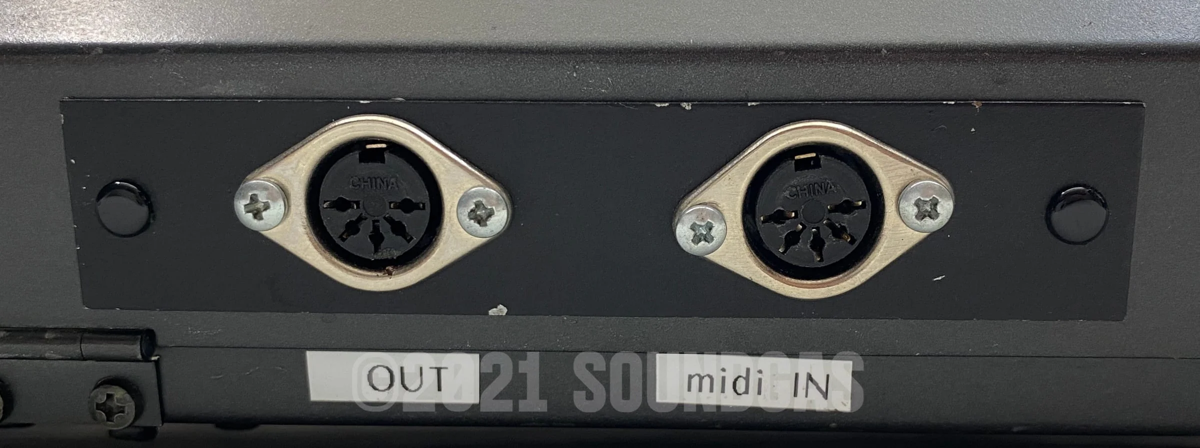 Roland Jupiter-8 (Encore Midi) - Image 12