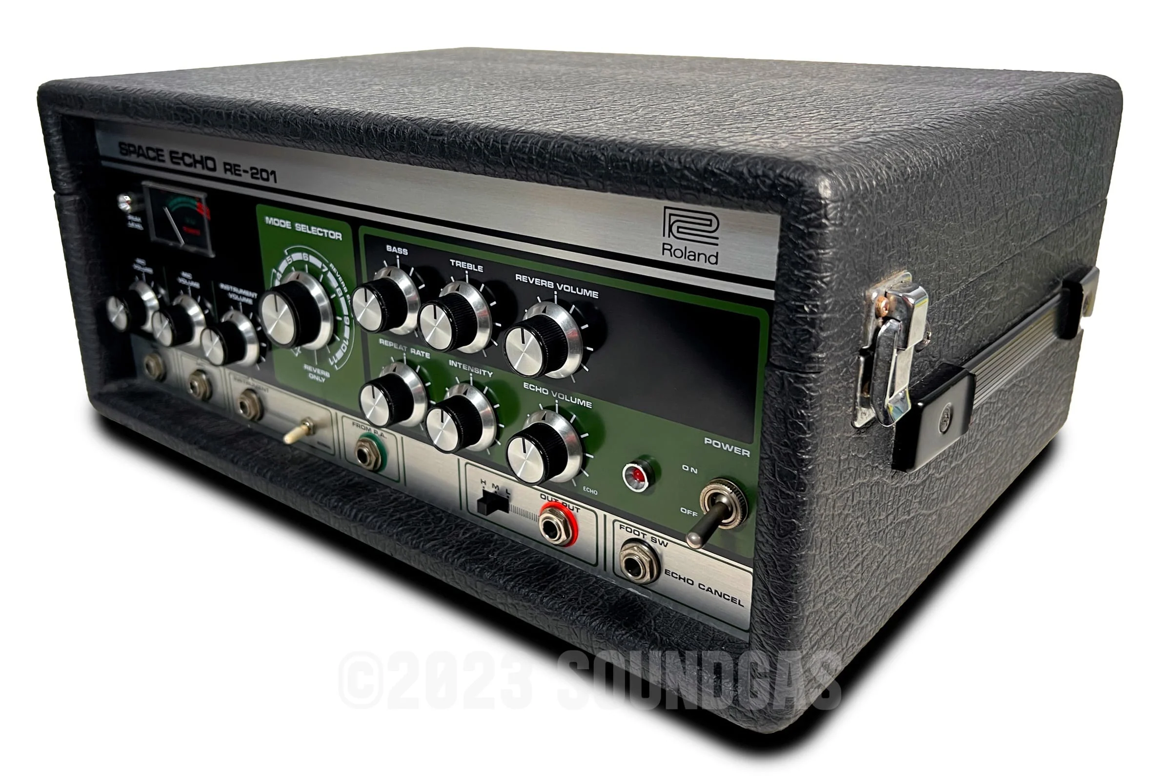 Roland RE-201 Space Echo, Early Preamp Mod sn 952889 - Image 4