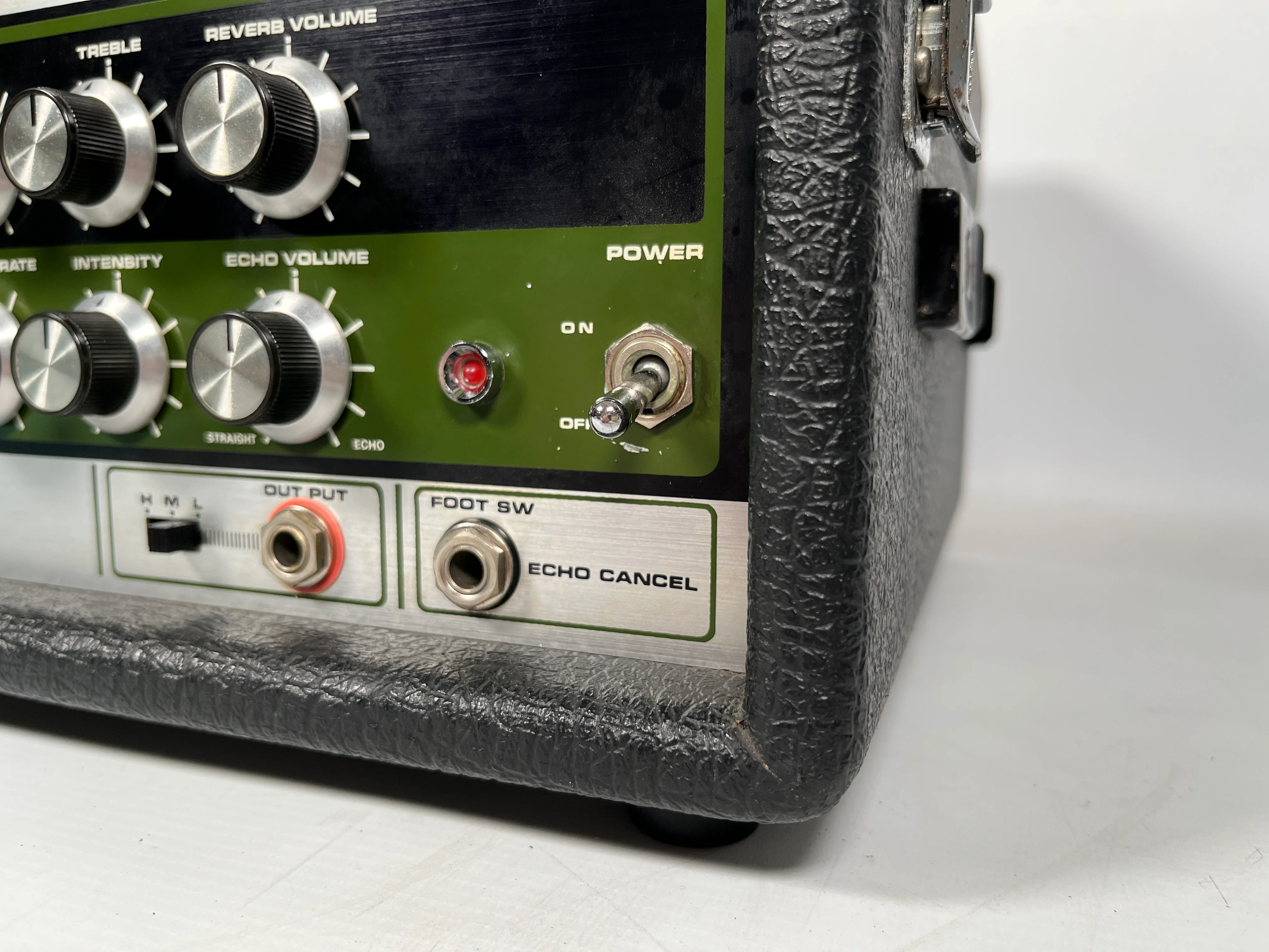 Roland RE-201 Space Echo, Early Preamp Mod, Zero Head Gain - Image 11