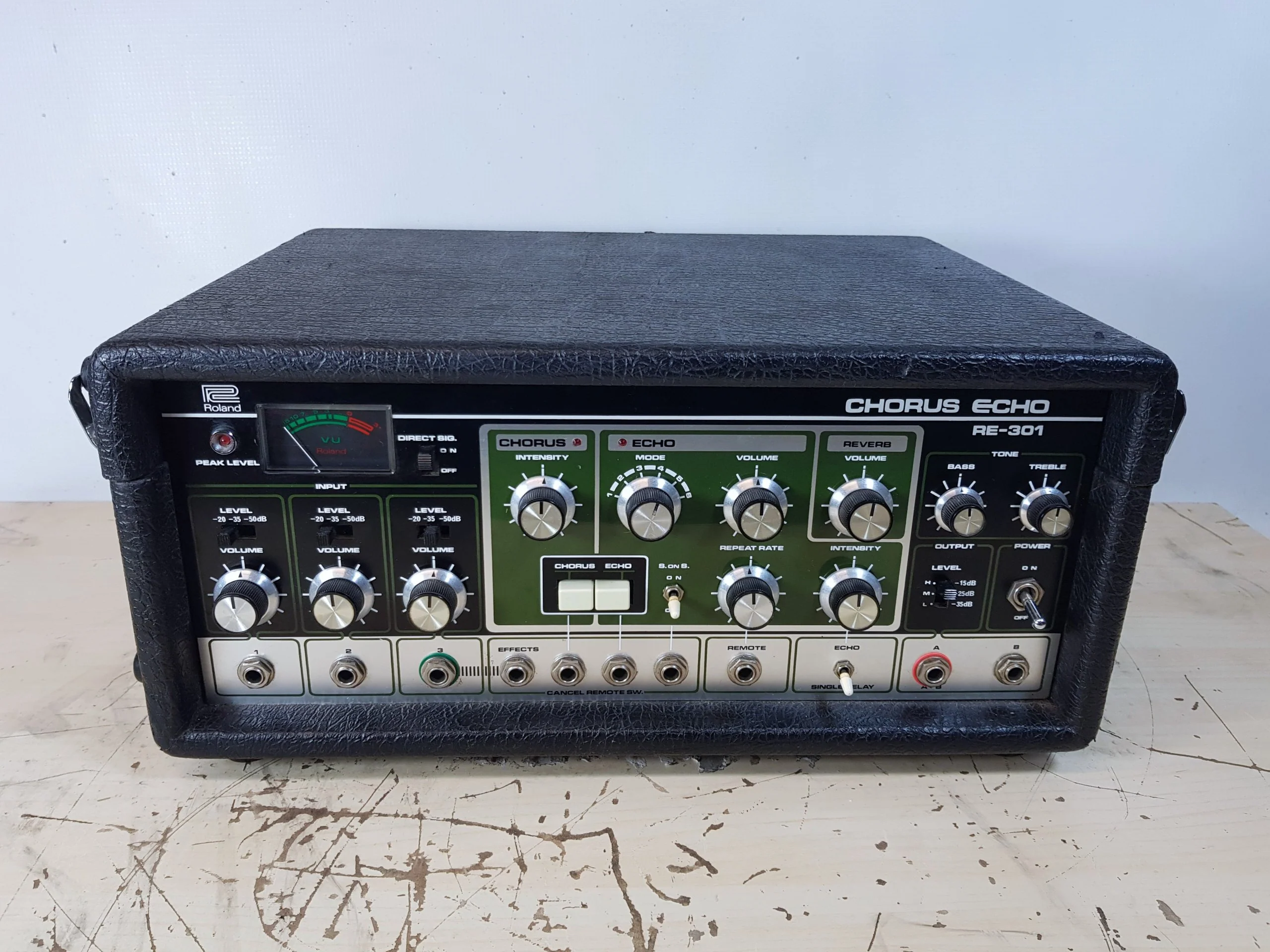 Roland RE-301 Chorus Echo - Image 4