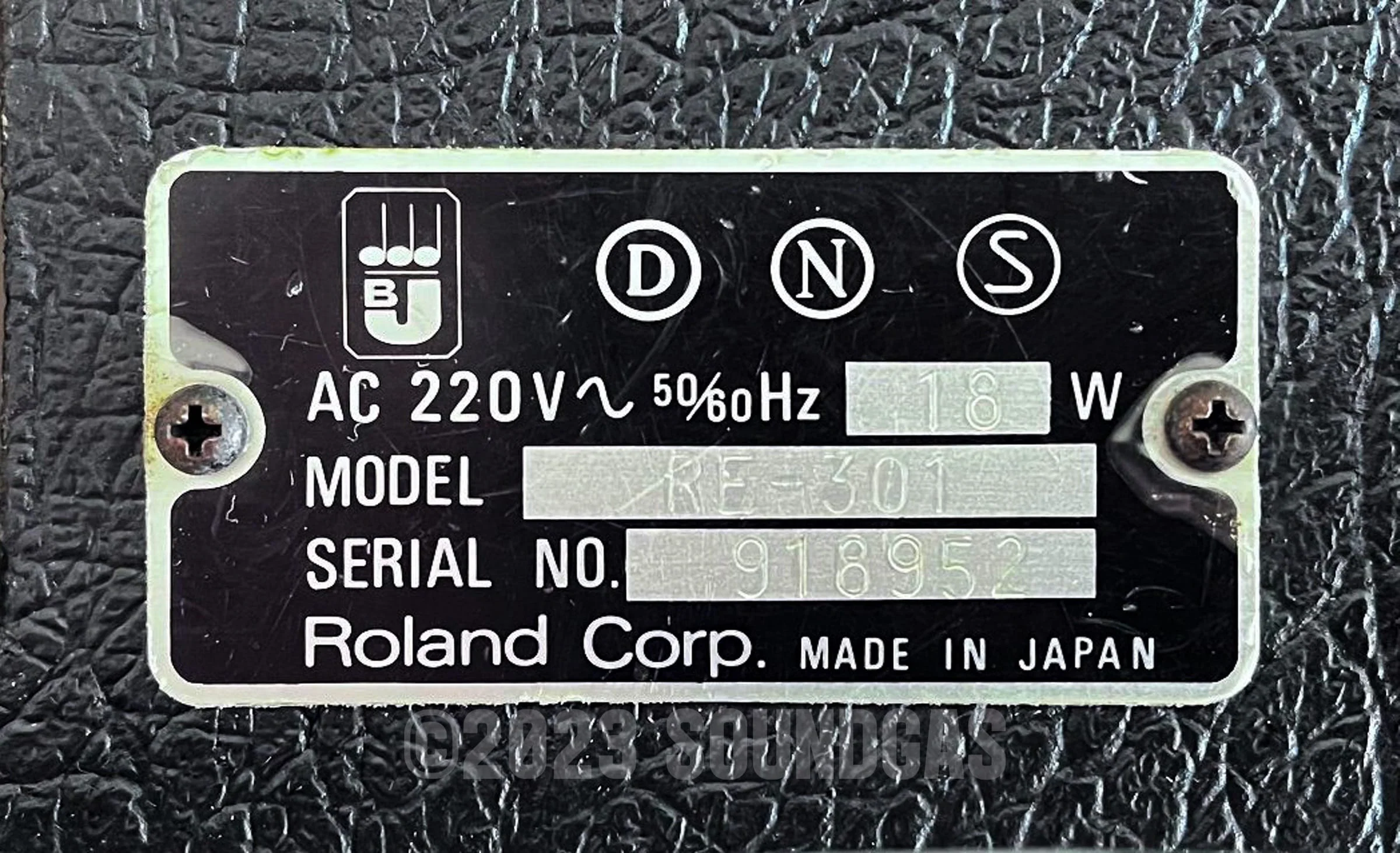 Roland RE-301 Chorus Echo (EU) - Image 11