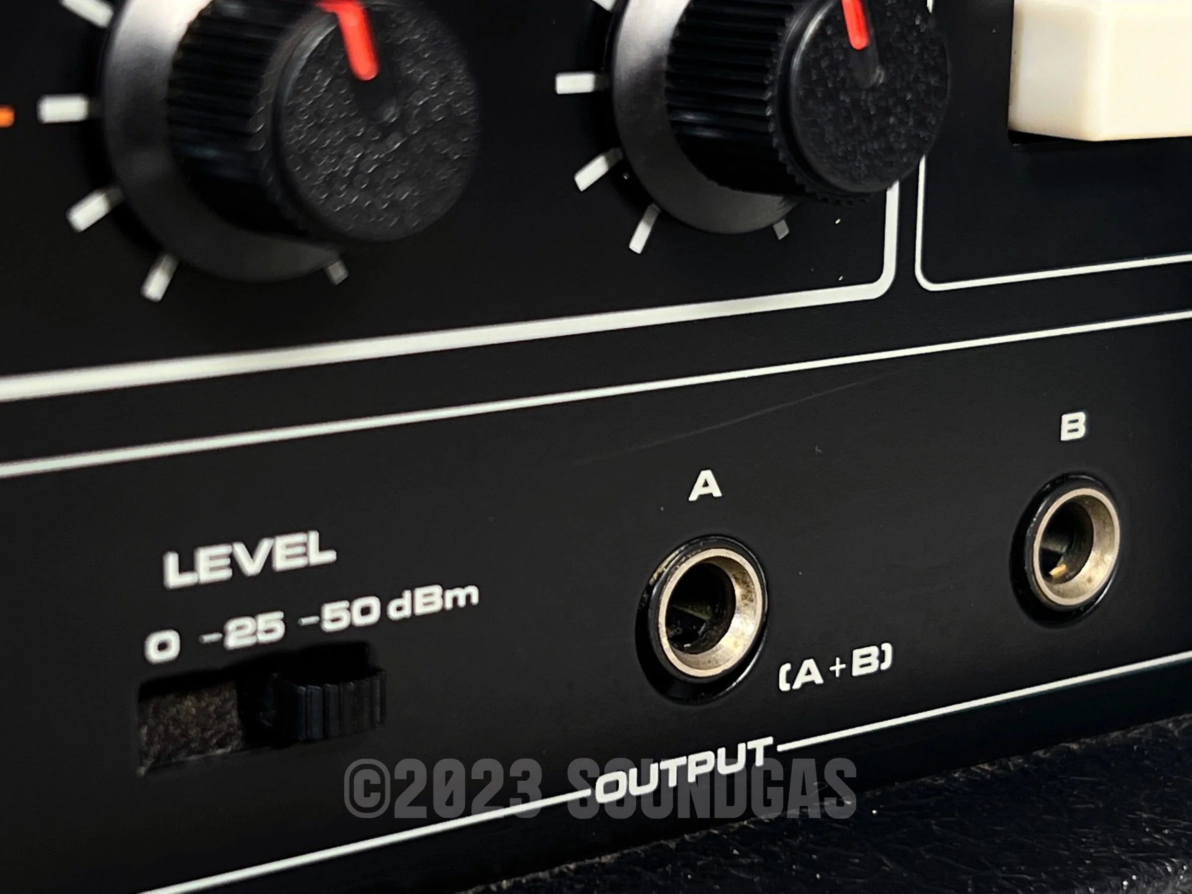 Roland RE-501 Chorus Echo - Near Mint - Image 5