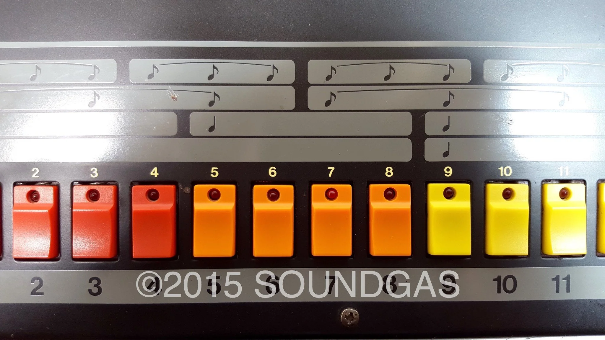ROLAND TR-808 - Image 12