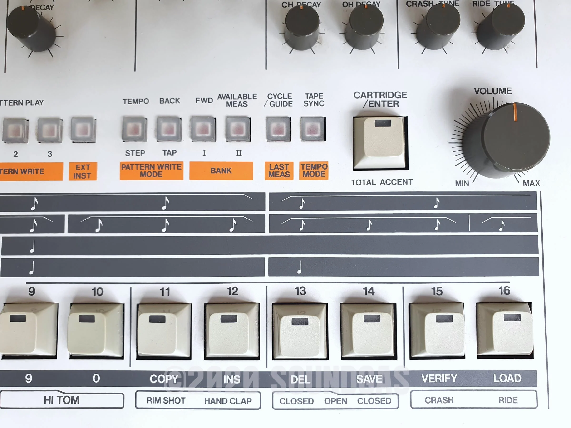 Roland TR-909 Rhythm Composer - Image 2
