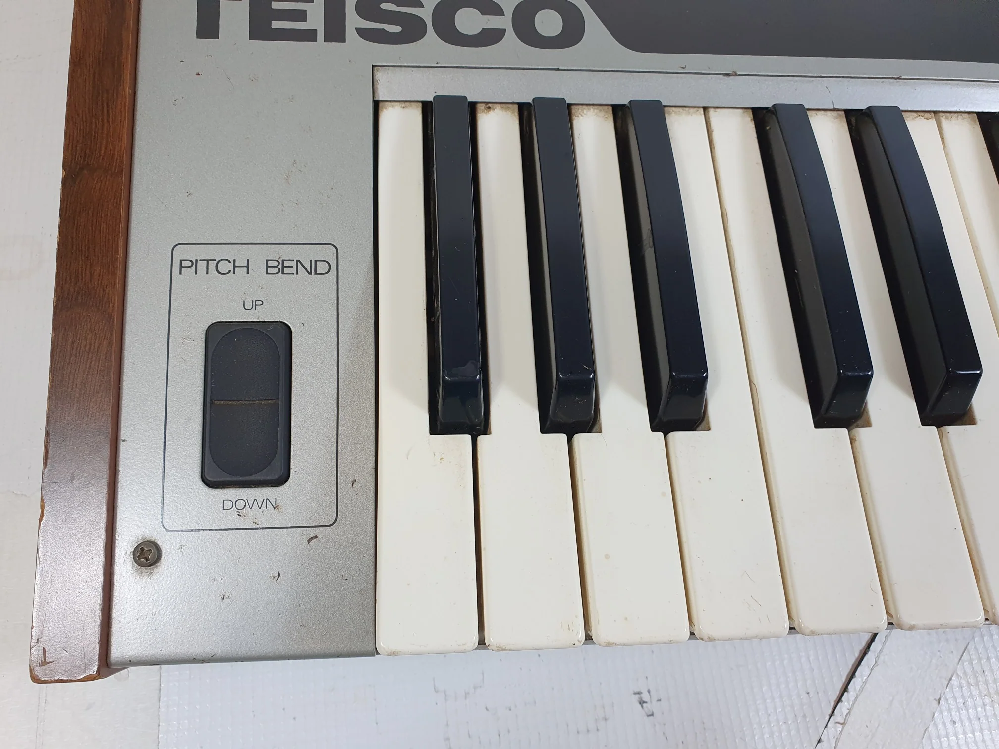 Teisco 60F - Image 5