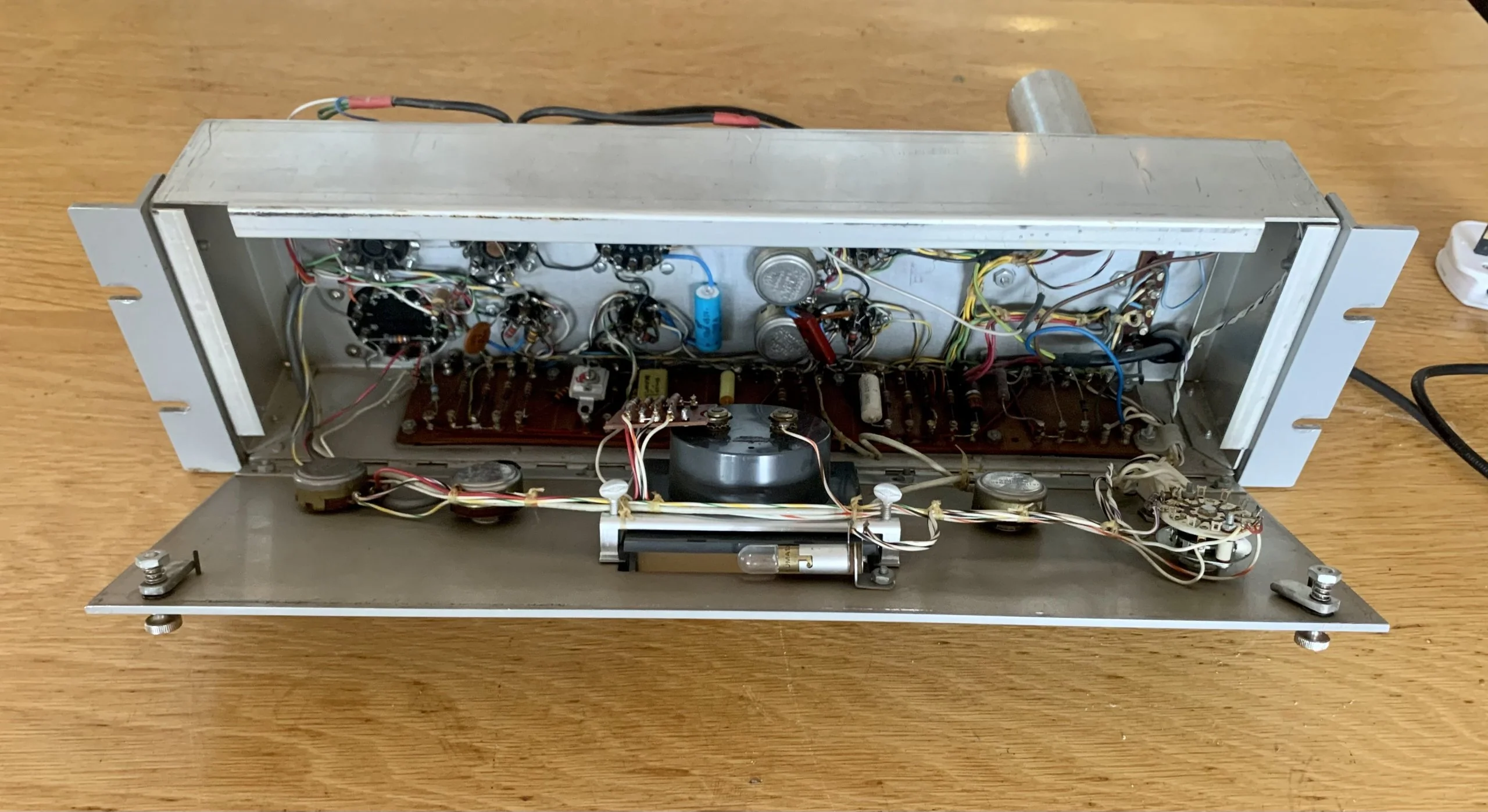 Teletronix LA-2A Leveling Amplifier - Image 3