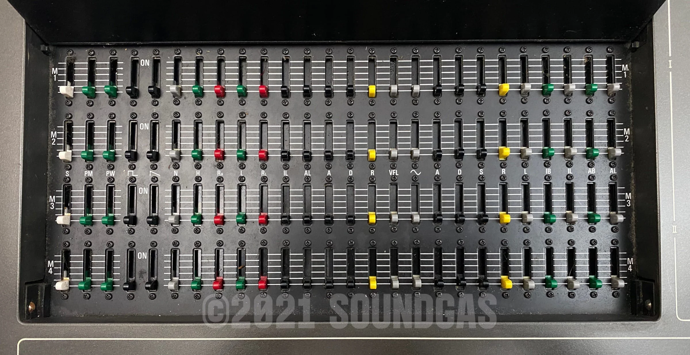 Yamaha CS-80 - Image 9