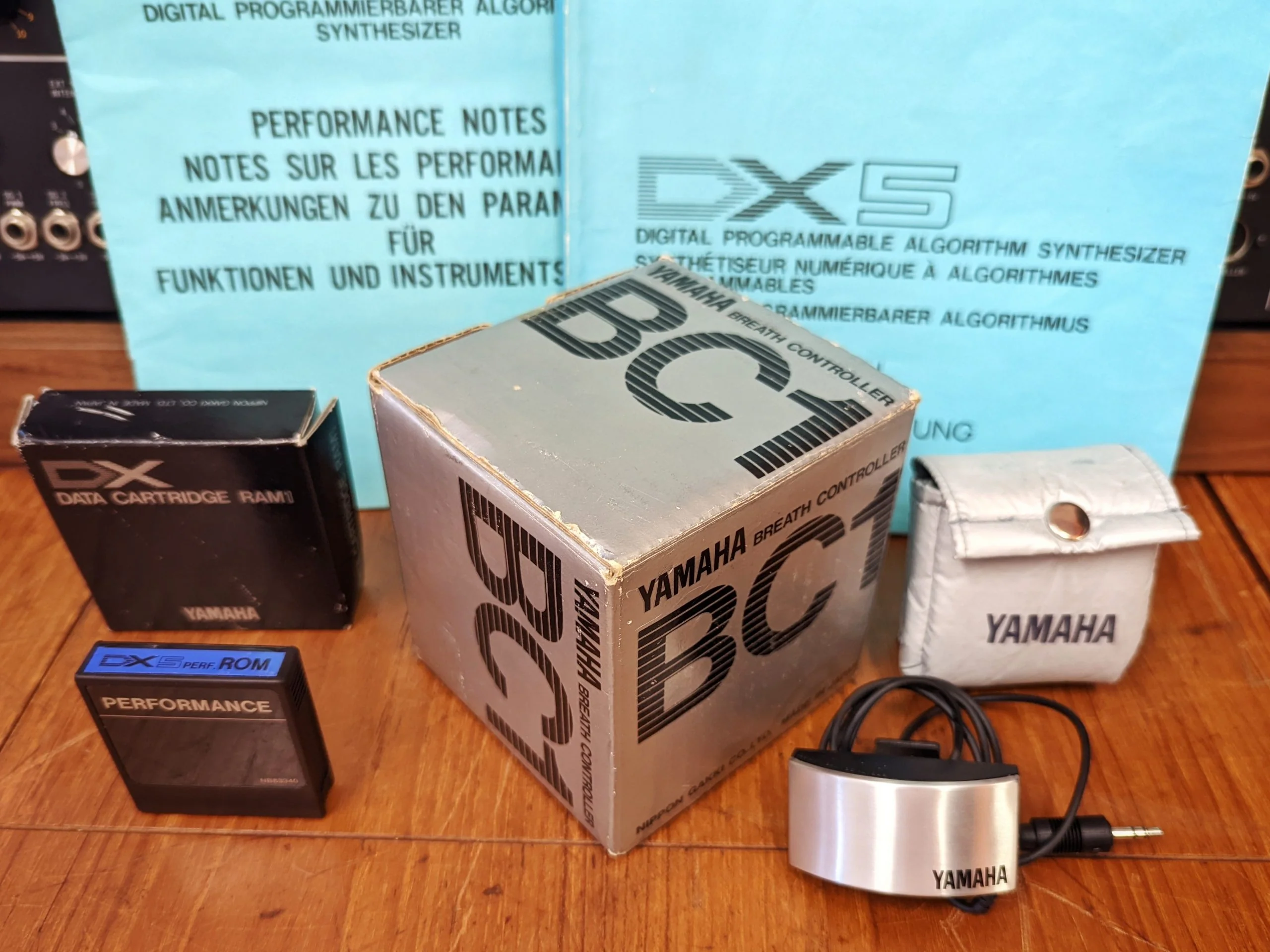 Yamaha DX5, BC1, ROMs, Cased / DX-5 - Image 3